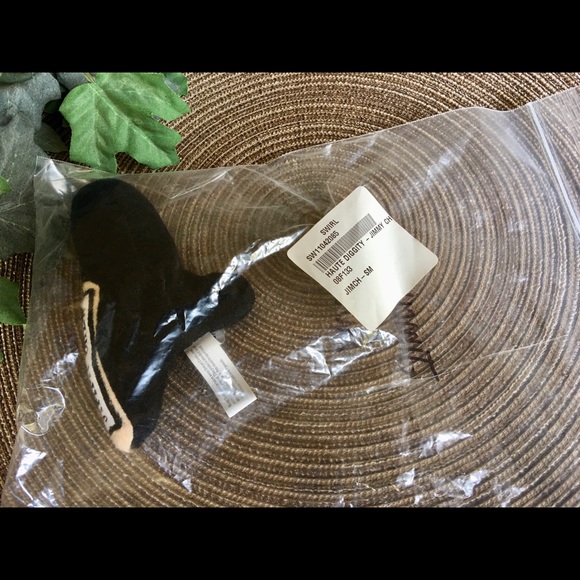 Small Dog Toy with Squeaker - Picture 11 of 11